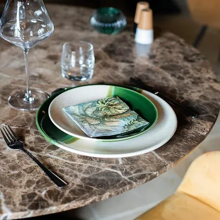 Brit Privilege Le Victoria Boutique Hotel